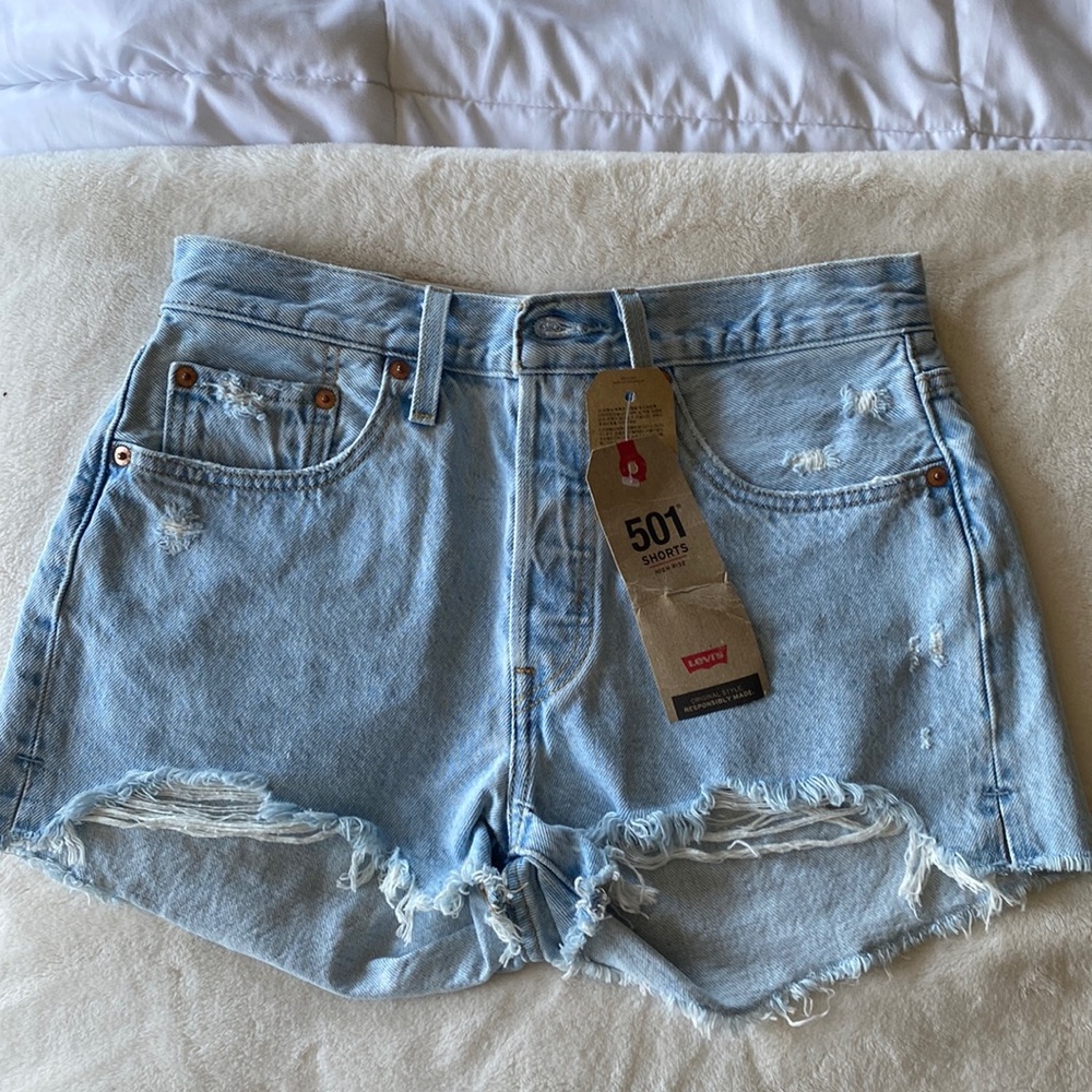Levi’s shorts